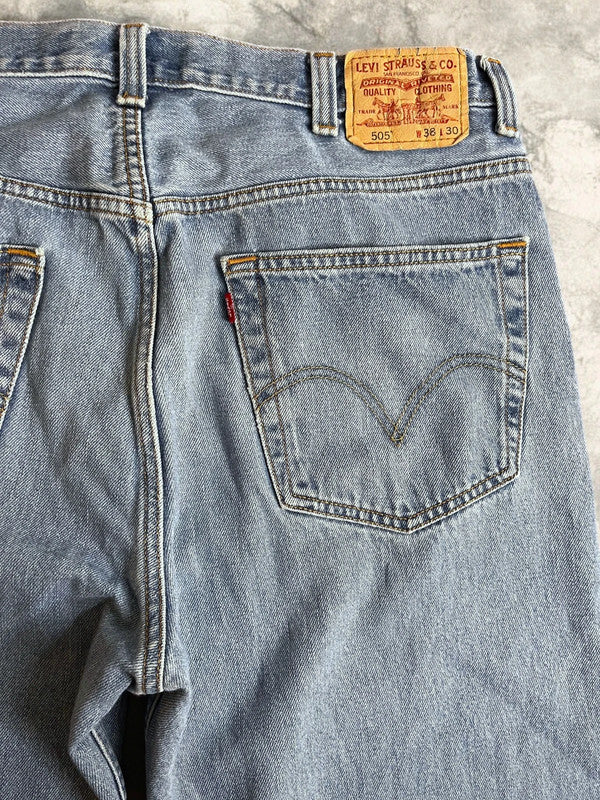 Vintage Levi’s 505 38”